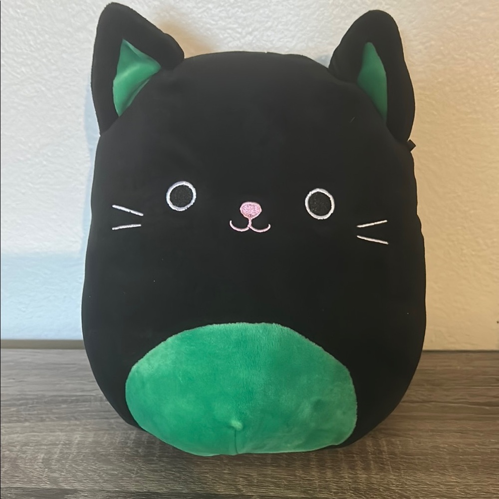 Squishmallow Halloween Cleo Black and Green Cat